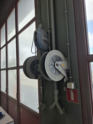 2x Luchthaspel en 1x stroomhaspel o.a. Nedermann