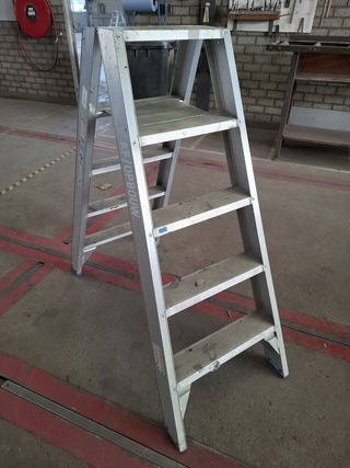 Werktrap Solide, DT05