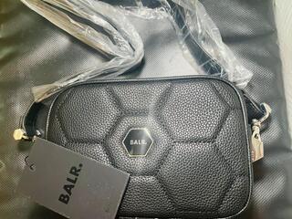 BALR. Crossbody bag hexagon padded bag – New in plastic