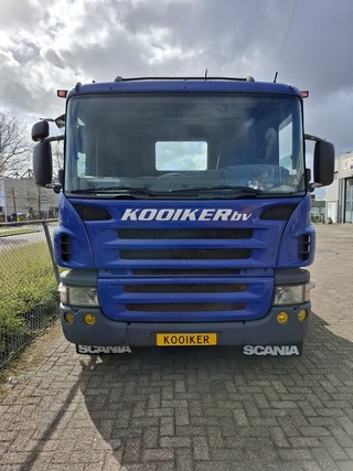 Vrachtwagen (trekker), Scania, P 270 DA 4X2MNA, 2005