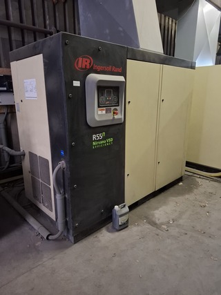 Compressor met luchtdroger, Ingersoll Rand, R 55N-A10, 2015