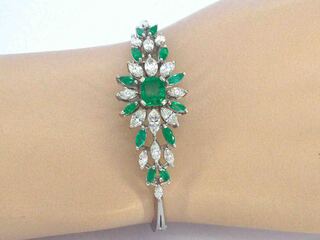 Armband met smaragden en marquise geslepen diamanten