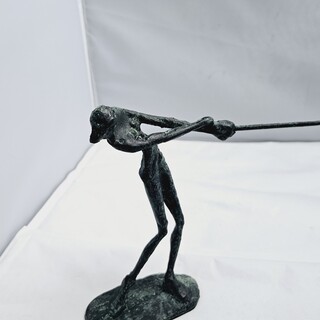 Bronzen figurine vrouwelijke golfer