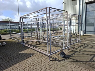 7x hulpstuk/stelling t.b.v. spuitcabine