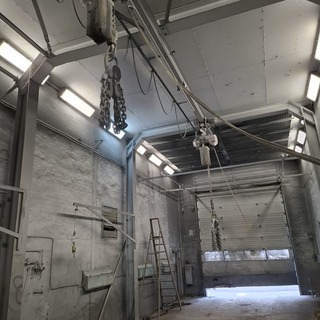 2x Kettingtakel op loopkat