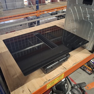 Demo inductie kookplaat met afzuigsysteem, Pelgrim, IKR 3073F