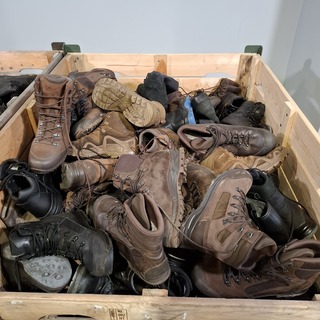 Partij diverse schoenen