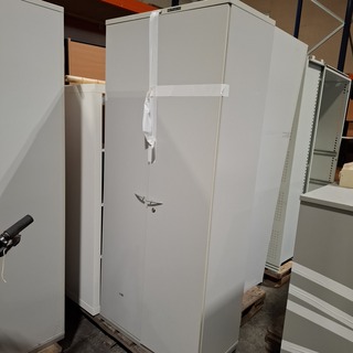 Partij diverse kasten en dergelijke, O.a. IKEA, Acta