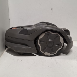 Robotmaaier 310E NERA GPS, Husqvarna, 310E NERA, demo model