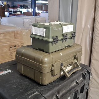 5x Opberg / Storage koffer, Titaan , Water- en luchtdicht