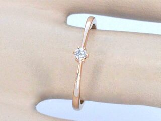 Rosegouden ring solitaire met een briljant geslepen diamant