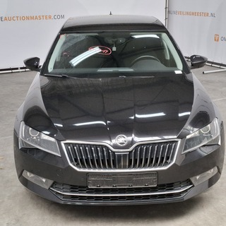 Personenauto, Skoda, Supurb