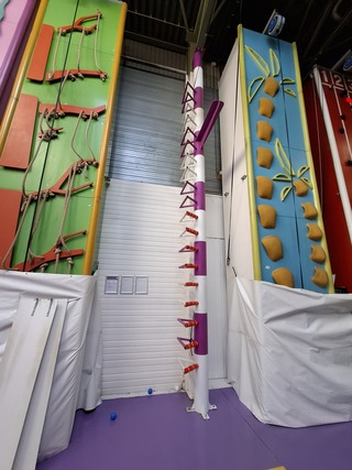 Klimwand, Banana Jump