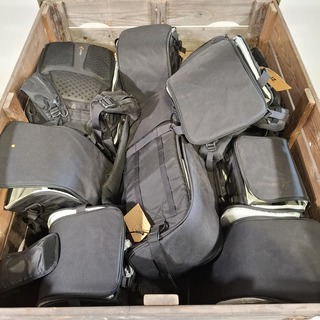 Partij diverse tassen, O.a Lowepro