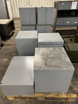 Partij werkplaats meubelen, O.a. Lista