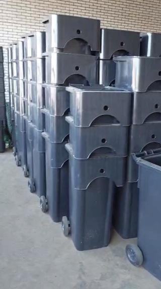 (Locatie Leiderdorp) ca. 180x minicontainer (zonder deksel), Schäefer