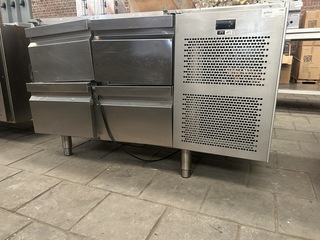 Koelwerkbank met 4 lades 135x63x88, IL, TNMG2V2510