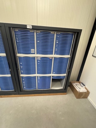 2x Roldeurkast, antraciet, 96-ladig