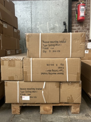 Ca. 144x Beamer plafondbeugel, Sam Creative