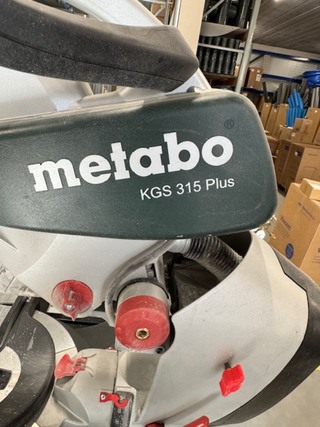 Afkortzaag, Metabo, KGS 315 Plus, op demontabel onderstel