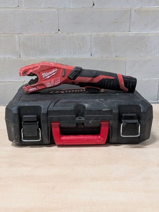 Accu pijpsnijder, Milwaukee, M12 PCSS, 2025