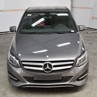 Personenauto, Mercedes-Benz, B-klasse 250 4Matic