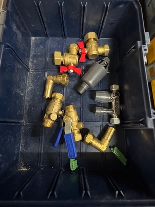 5x Assortimentskoffer met installatiemateriaal