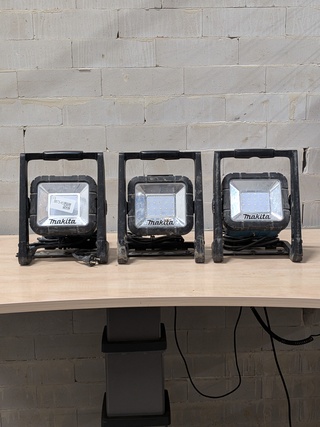 3x Accu/netstroom bouwlamp, Makita, DML805
