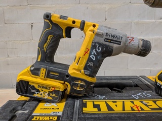 Accu boorhamer met accu schroefmachine, DeWalt DCD796, DeWalt DCH172