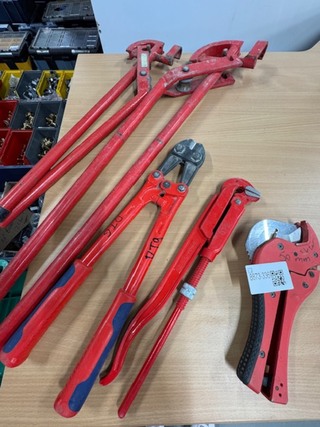 2x Buigijzer, kniptangen en waterpomptang, O.a. Knipex En