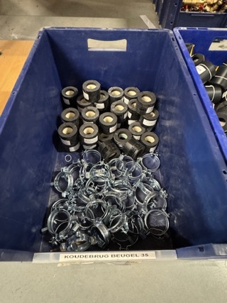 2x Bak koudebrug beugels