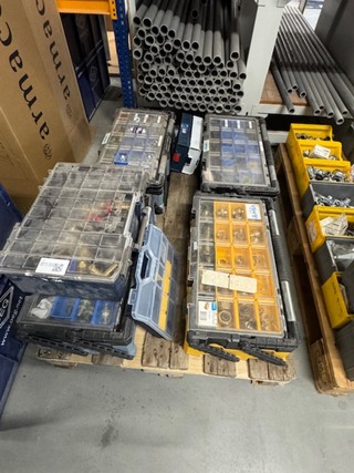 5x Assortimentskoffer met installatiemateriaal