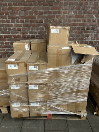 Ca. 18x TV wandbeugel 37-65″ kantelbaar, Sam Creative, BRADA000013