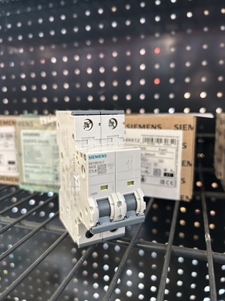 Ca. 17x Installatiemateriaal, Siemens