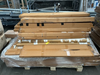 Ca. 35x Bamboe kledingrek, I-Wannahave