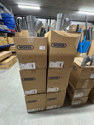 6x Doos T-stuk, Wavin Wadal, 3003179 en 3003173