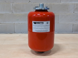 Ca. 12x Expansievat, Watts, Varem