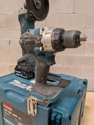 Accu haakse slijper met accu schroevendraaier, Makita DG504, Makita DH