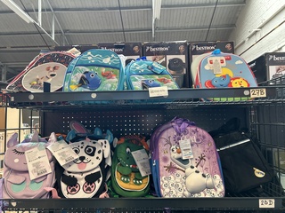 Ca. 60x Kinder rugtas, W.o. Olaf, Fisher Price