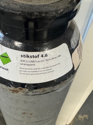 Zuurstof en stikstof cylinder, Linde