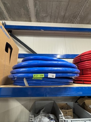 2x Meerlagenbuis, Geberit FlowFit, blauw, geisoleerd