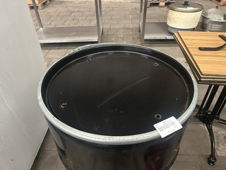 Coca Cola olievat reclame object/onderstel statafel