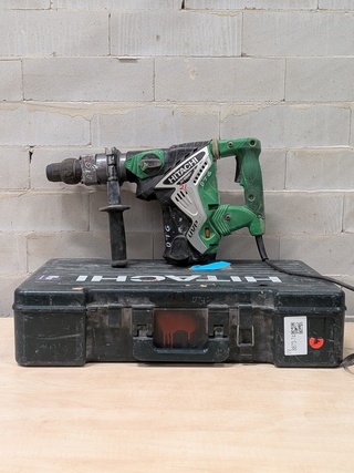 Breekhamer, Hitachi, DH40MRY