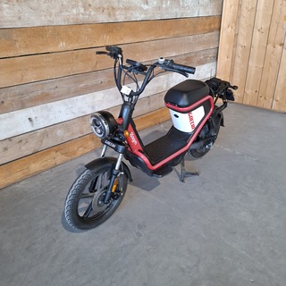Elektrische snorscooter , AGM, Goccia GEV1000, 2021