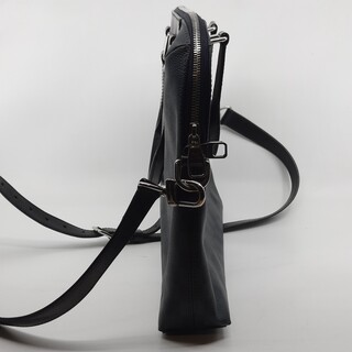 Aktetas, Louis Vuitton