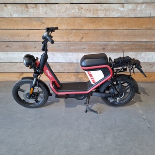 Elektrische snorscooter , AGM, Goccia GEV1000, 2021
