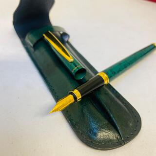 Elysee 22kt gouden clip en frills 3 micron marble green