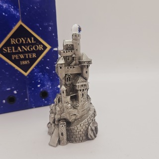 Royal Selangor pewter castle gedecoreerd met kristal