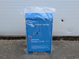 Acculader, Victron Energy, phoenix charger 12/30