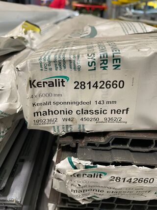 Bak keraliet Heering Keraliet, mahonie